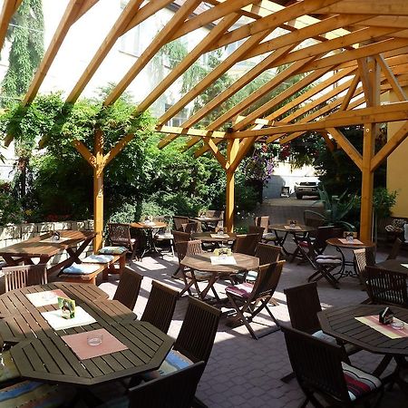 Mariánské Lázně Penzion Holiday מראה חיצוני תמונה