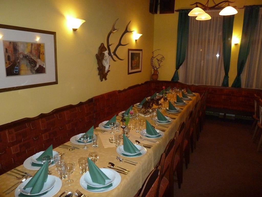 Mariánské Lázně Penzion Holiday מראה חיצוני תמונה