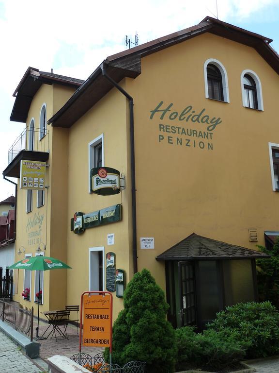 Mariánské Lázně Penzion Holiday מראה חיצוני תמונה